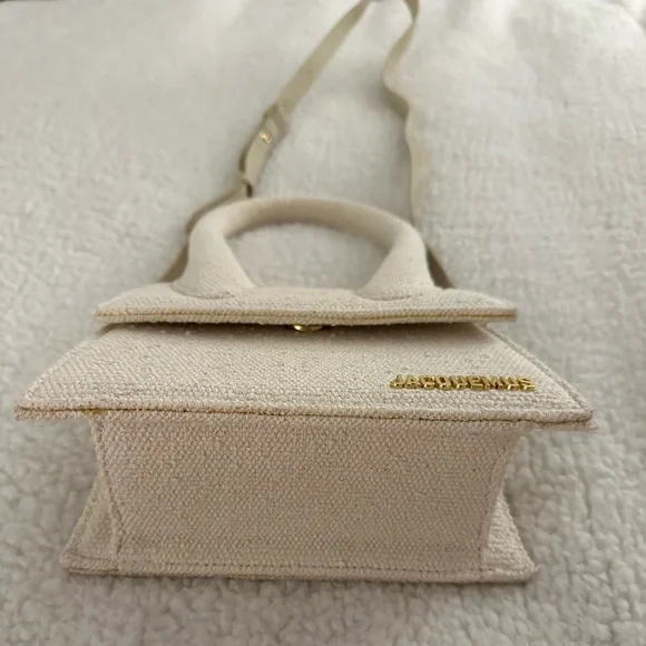 JACQUEMUS Chiquito Medium – Light Greige - Picture 6 of 14